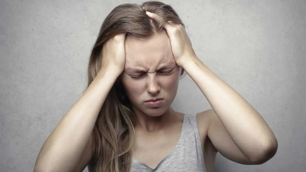 Archivo - El 45% De Mujeres Con Migra&ntilde;a Tiene Ansiedad Y Hasta Un 44% Sufre Depresi&oacute;n