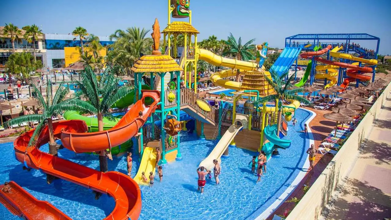 Camping Bayona.