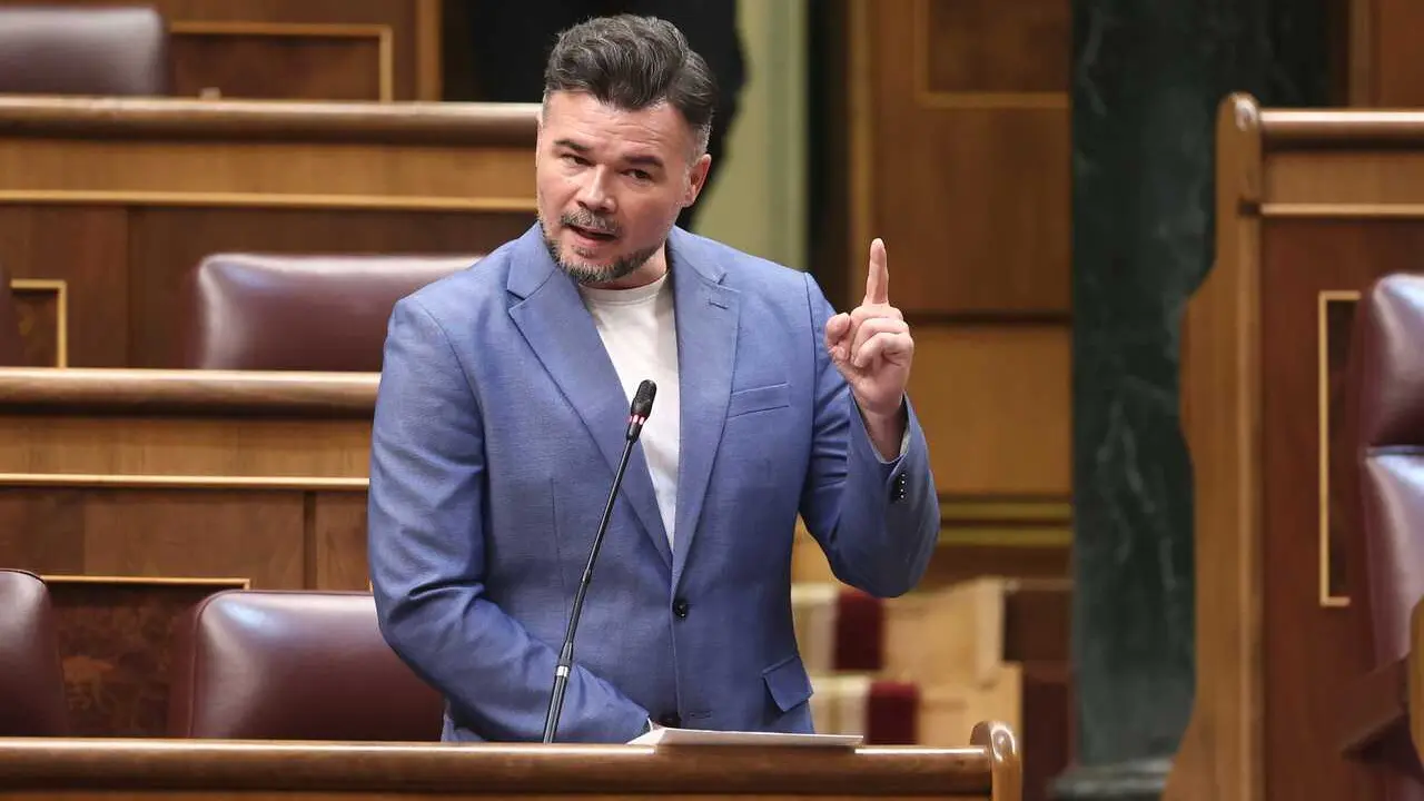 El portavoz de ERC en el Congreso, Gabriel Rufian, interviene durante una sesi&oacute;n plenaria, en el Congreso de los Diputados, a 23 de junio de 2026, en Madrid (Espa&ntilde;a).