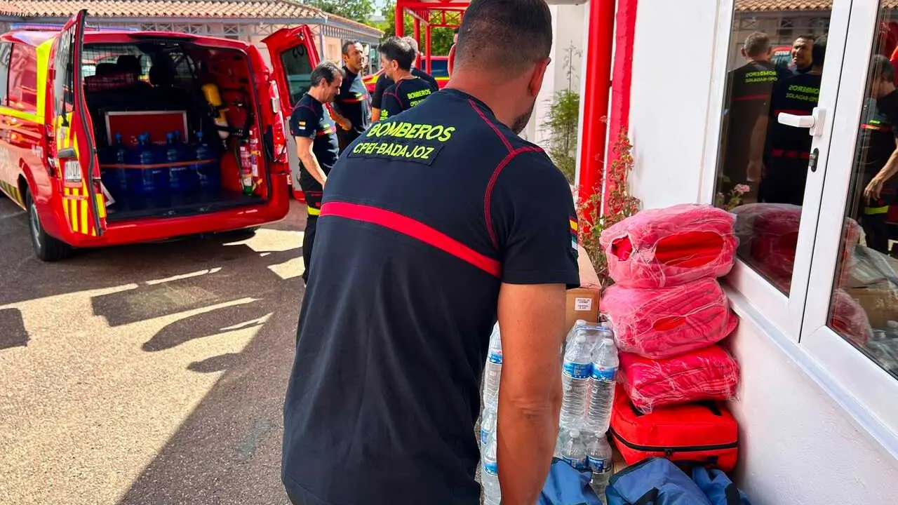 Bomberos de la Diputaci&oacute;n de Badajoz viajar&aacute;n a Venezuela para colaborar en las labores de rescate.