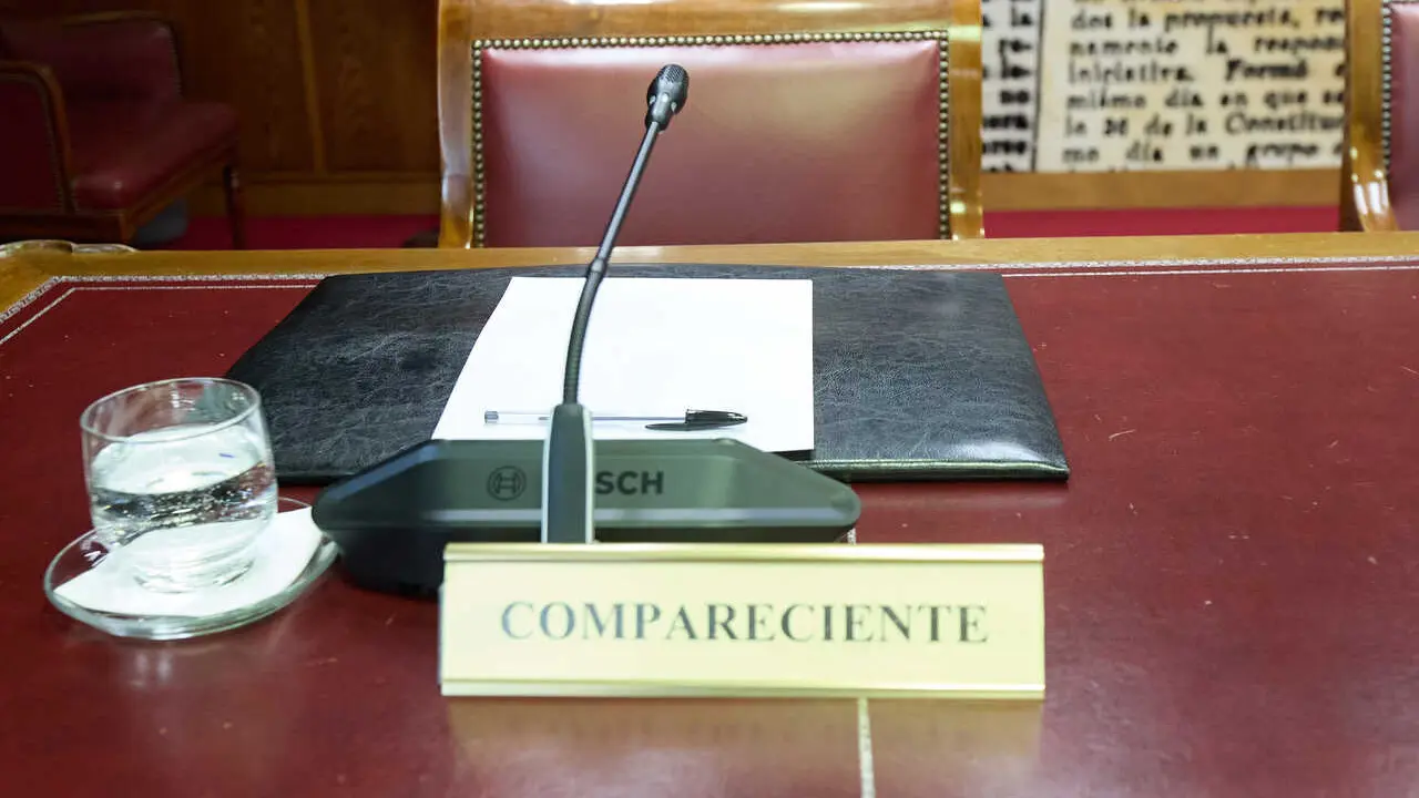 Archivo - El lugar donde la extrabajadora de las empresas Ineco y Tragsatec y ex novia de &Aacute;balos J&eacute;sica Rodr&iacute;guez Garc&iacute;a iba a comparecer ante la Comisi&oacute;n de Investigaci&oacute;n del &lsquo;caso Koldo&rsquo;, en el Senado, a 14 de abril de 2025, en Madrid (Espa&ntilde;a).