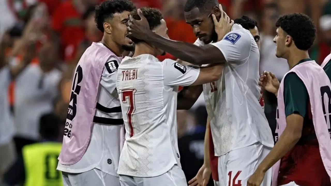 Diop celebrando el gol del empate en el descuento
