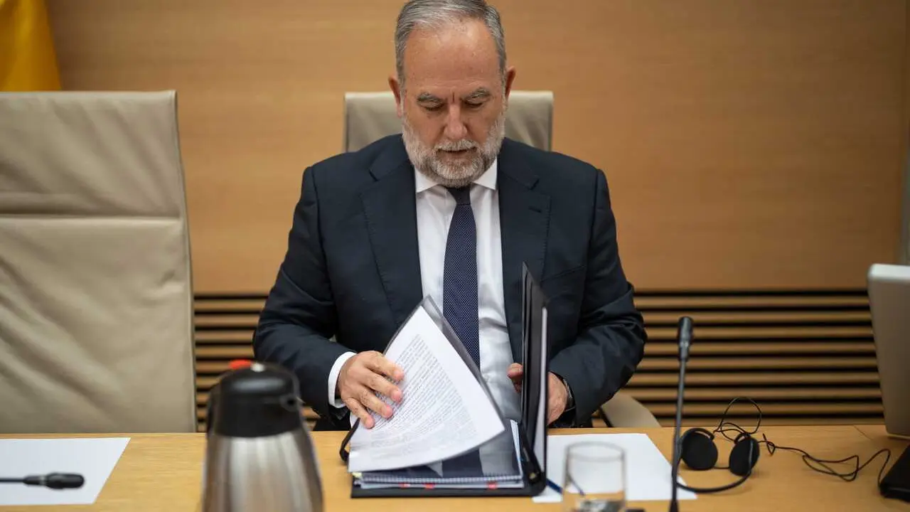 Archivo - El secretario general del Centro Nacional de Inteligencia, Luis Garc&iacute;a Ter&aacute;n, en el Congreso.