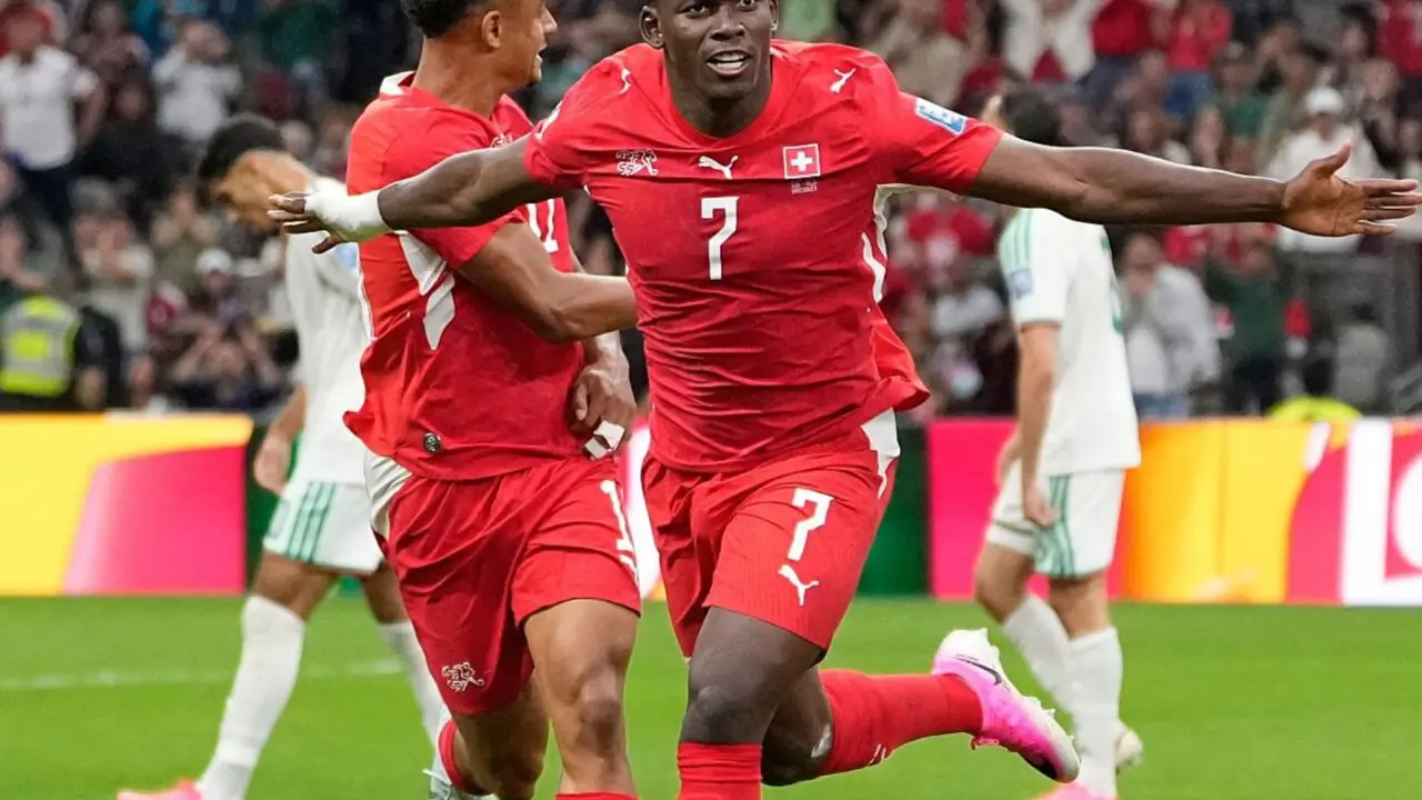 Embolo celebra su gol a Argelia LINDSEY WASSON LINDSEY WASSON