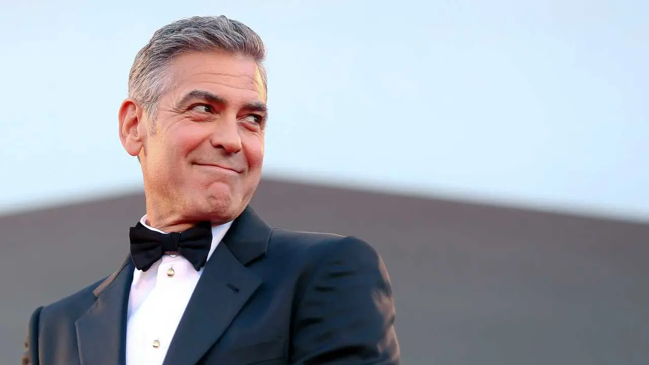 Archivo - George Clooney ha visto truncada la grabaci&oacute;n de su &uacute;ltimo trabajo tras sufrir un accidente de moto en la isla italinana de Cerde&ntilde;a. Donde se encontraba rodando una serie de televisi&oacute;n, tal y como han informado los medios italianos