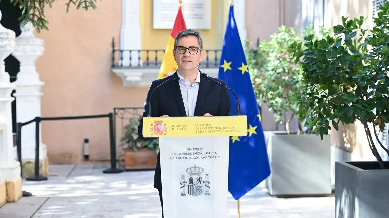 El ministro de la Presidencia, Justicia y Relaciones con las Cortes, F&eacute;lix Bola&ntilde;os, durante el balance del primer a&ntilde;o de la entrada en funcionamiento de los Tribunales de Instancia, en el Palacio de Parcent, a 1 de julio de 2026, en Madrid (Espa&ntilde;a).