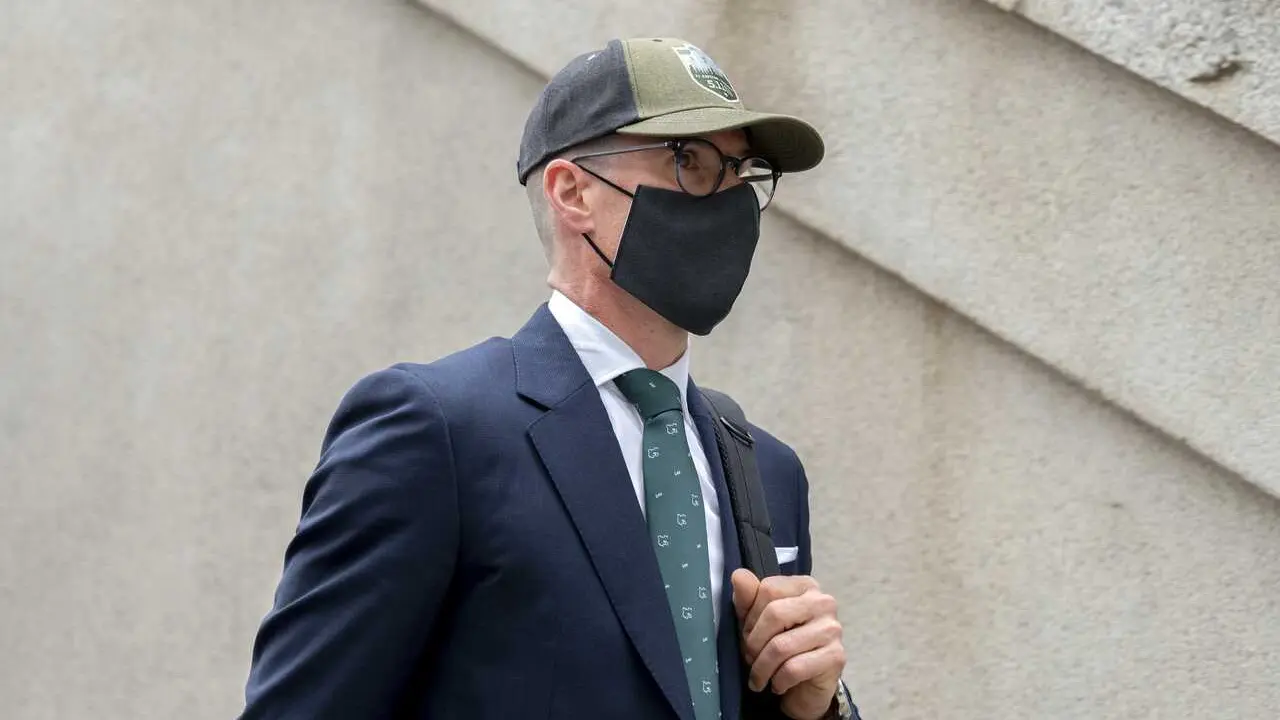 Archivo - El guardia civil Rub&eacute;n Villalba Carnerero, a la salida del Tribunal Supremo, a 21 de abril de 2026, en Madrid (Espa&ntilde;a).