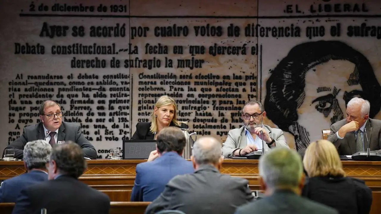 Archivo - El expresidente de correos y tel&eacute;grafos, Juan Manuel Serrano Quintana, comparece en la Comisi&oacute;n de Investigaci&oacute;n del &lsquo;caso Koldo&rsquo;, en el Senado, a 15 de septiembre de 2025, en Madrid (Espa&ntilde;a). 