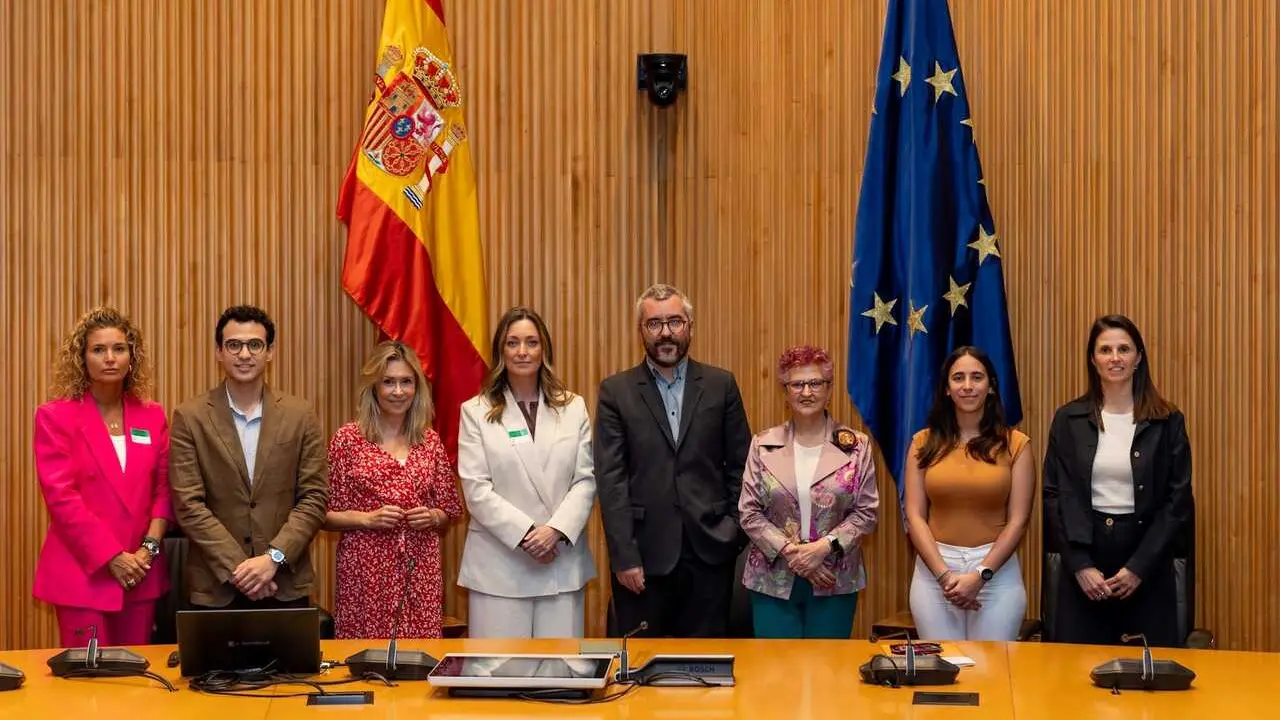 Foto de familia en la jornada de presentaci&oacute;n del informe 'Actuar a tiempo frente a las enfermedades no transmisibles'.