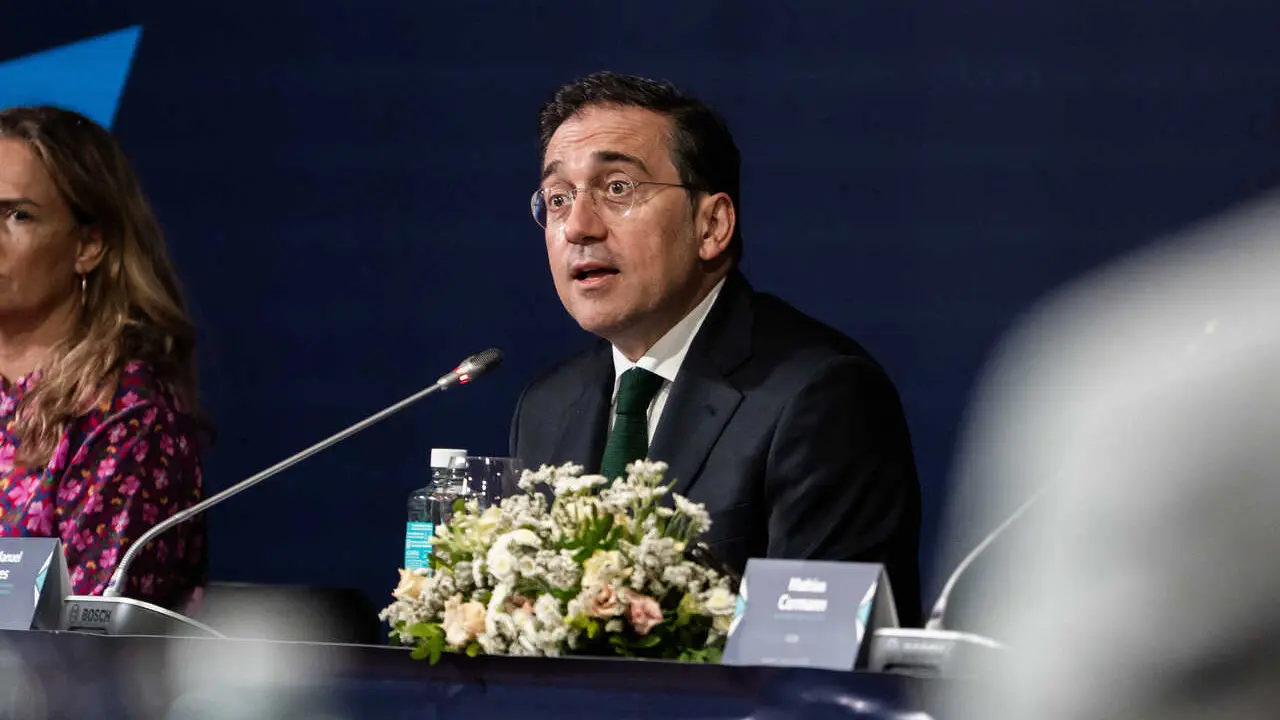 El ministro de Asuntos Exteriores, Uni&oacute;n Europea y Cooperaci&oacute;n, Jos&eacute; Manuel Albares, durante el Di&aacute;logo Ministerial OCDE &ndash; Am&eacute;rica Latina y el Caribe, en Casa Am&eacute;rica, a 1 de julio de 2026, en Madrid (Espa&ntilde;a).