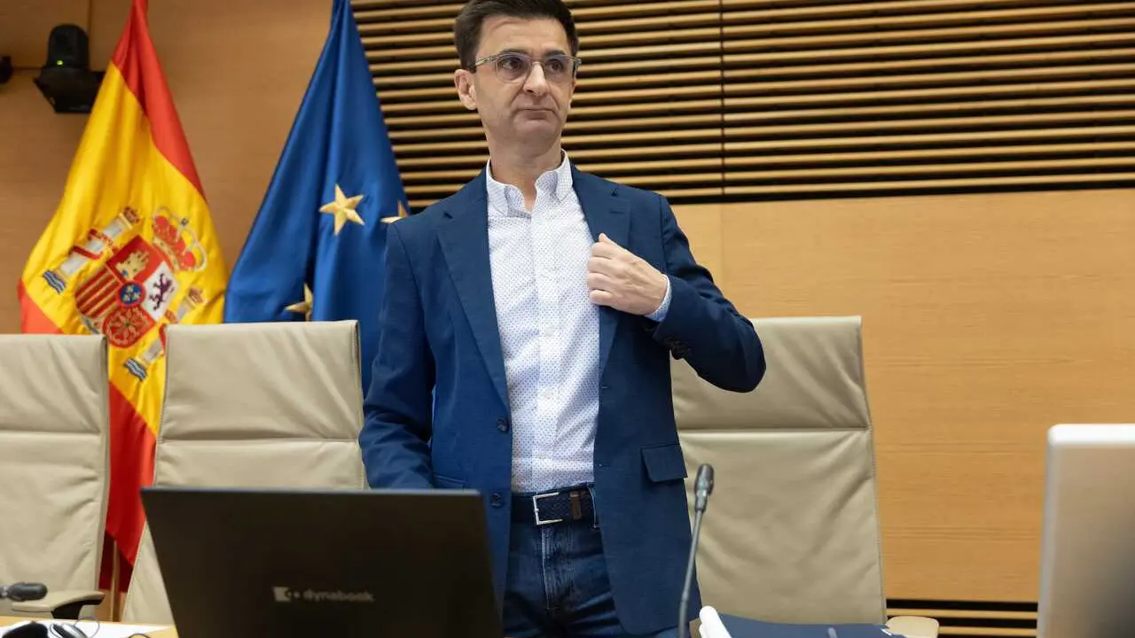 El Presidente del Consejo de Administraci&oacute;n de la Corporaci&oacute;n RTVE, Jos&eacute; Pablo L&oacute;pez S&aacute;nchez, durante la celebraci&oacute;n de la sesi&oacute;n de comparecencia peri&oacute;dica ante la Comisi&oacute;n Mixta de Control Parlamentario de la Corporaci&oacute;n RTVE y sus Sociedades, a 13 de j