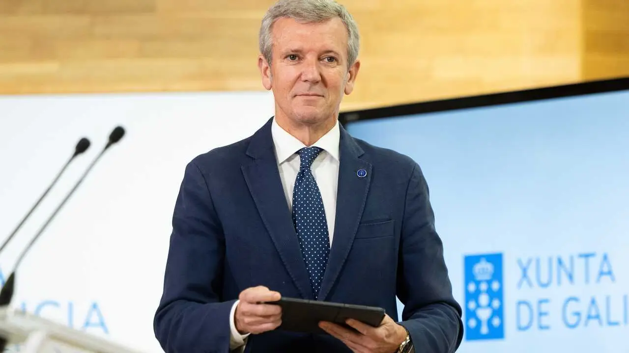 El titular del Gobierno gallego, Alfonso Rueda, comparece ante los medios de comunicaci&oacute;n tras el Consello de la Xunta.