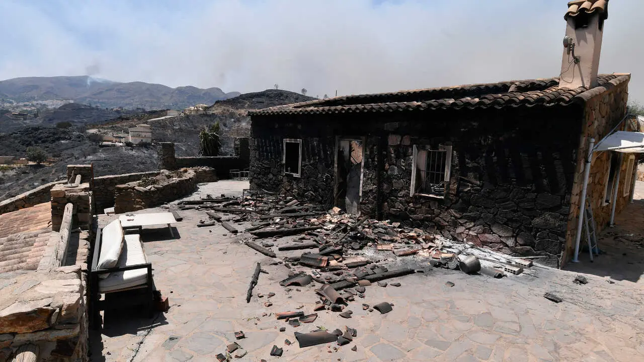 10-07-2026.- Europa Press . Incendio en la provincia de Almeria entre los pueblos de Bedar y los Gallardos en donde han fallecido 12 personas por ahora los medios de extincion siguen trabajando para extinguir las llamas. Foto: Javier Carrion/EP