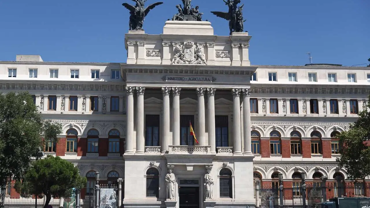 Archivo - Fachada del Ministerio de Agricultura, Pesca y Alimentaci&oacute;n, en Madrid (Espa&ntilde;a)