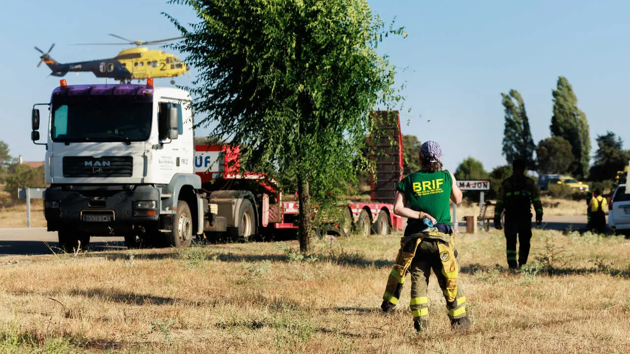 Puesto de mando en el incendio de la Mierla