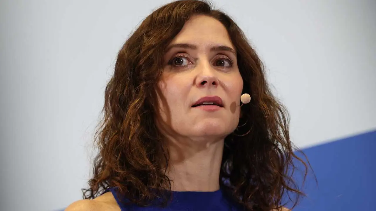 La presidenta de la Comunidad de Madrid, Isabel D&iacute;az Ayuso, durante el ciclo &lsquo;El pulso de nuestras comunidades: Madrid&rsquo;, en el Hotel InterContinental, a 9 de julio de 2026, en Madrid (Espa&ntilde;a). El encuentro ha sido organizado por el peri&oacute;dico 20minutos.