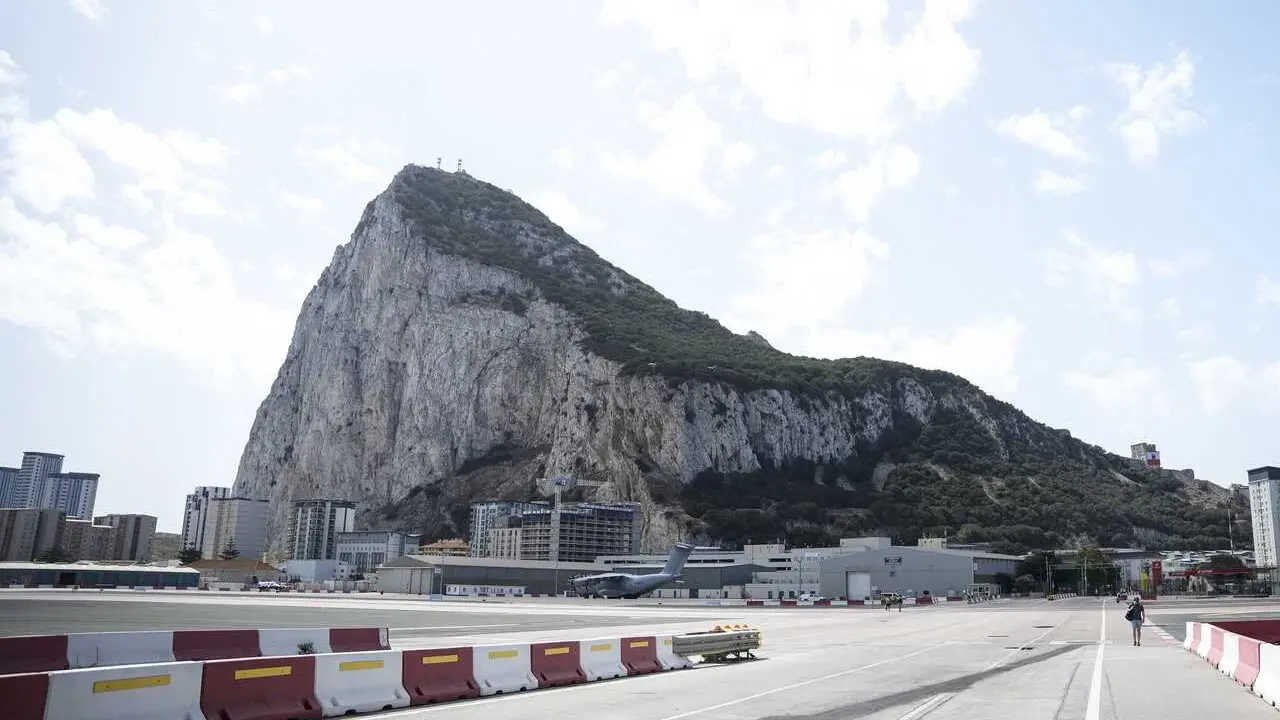 Archivo - Imagen de archivo del aeropuerto de Gibraltar.
