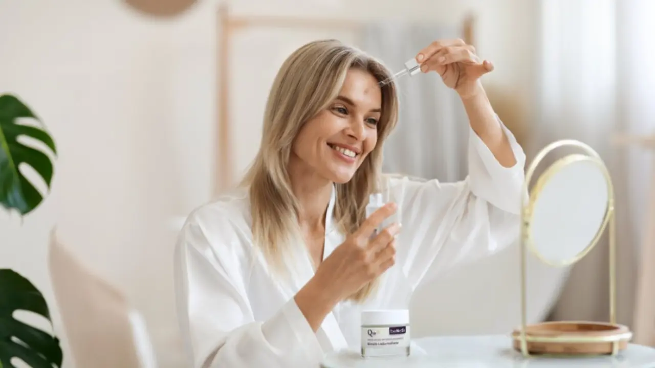 Cuidado de la piel en la menopausia. CLAREL