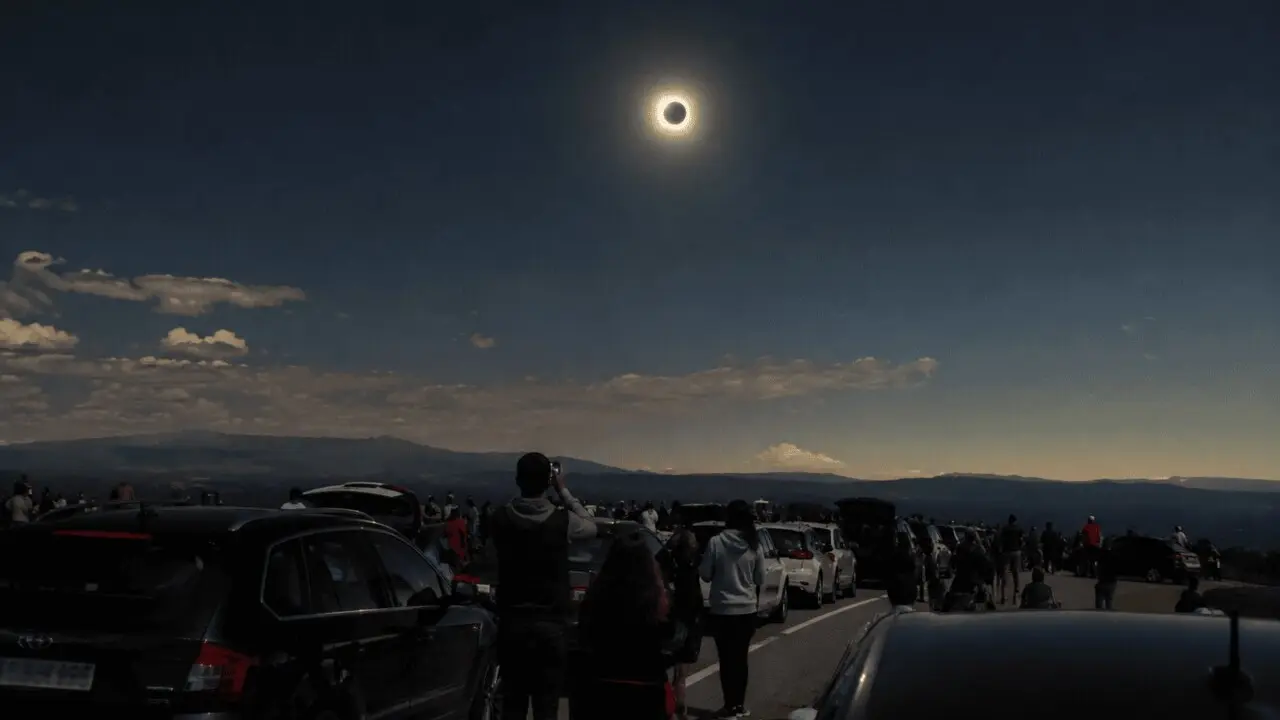 Eclipse Solar total.