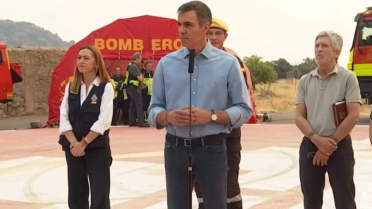 El presidente del Gobierno, Pedro S&aacute;nchez, realiza una declaraci&oacute;n institucional, tras visitar la zona afectada por los incendios forestales de Madrid y presidir la reuni&oacute;n del Comit&eacute; Estatal de Coordinaci&oacute;n y Direcci&oacute;n del Plan Estatal de Emergencias.