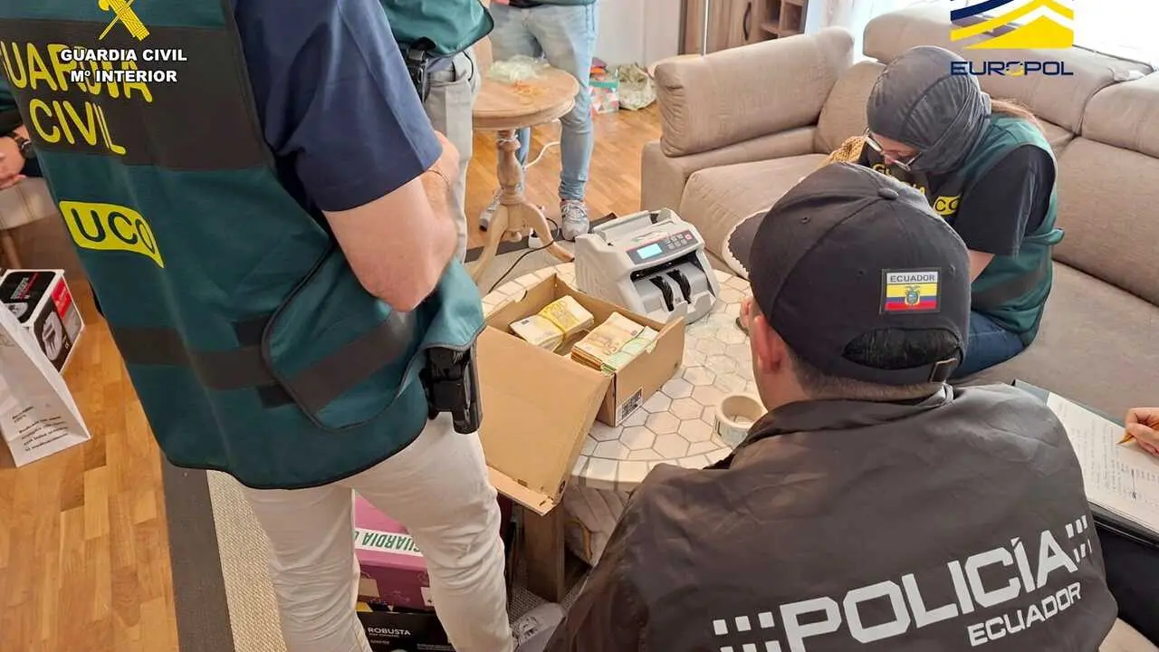 Intervienen m&aacute;s de 21 toneladas de coca&iacute;na tras desarticular una organizaci&oacute;n que operaba en Espa&ntilde;a y Ecuador