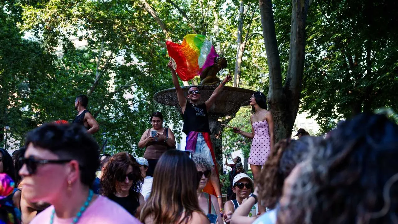 Archivo - Ambiente durante la manifestaci&oacute;n estatal del Orgullo LGTBI+ 2026, a 4 de julio de 2026, en Madrid (Espa&ntilde;a). 