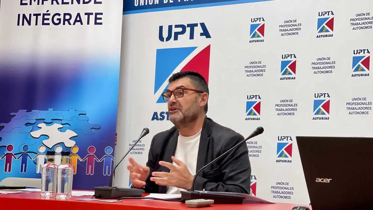 Archivo - El presidente de UPTA, Eduardo Abad
