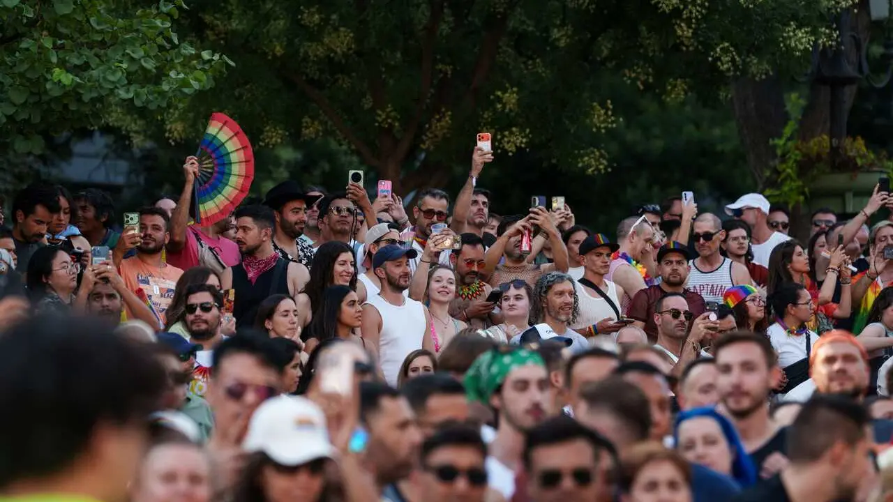 Archivo - Ambiente en las calles de Madrid, durante la manifestaci&oacute;n estatal del Orgullo LGTBI+ 2026, a 4 de julio de 2026, en Madrid (Espa&ntilde;a).
