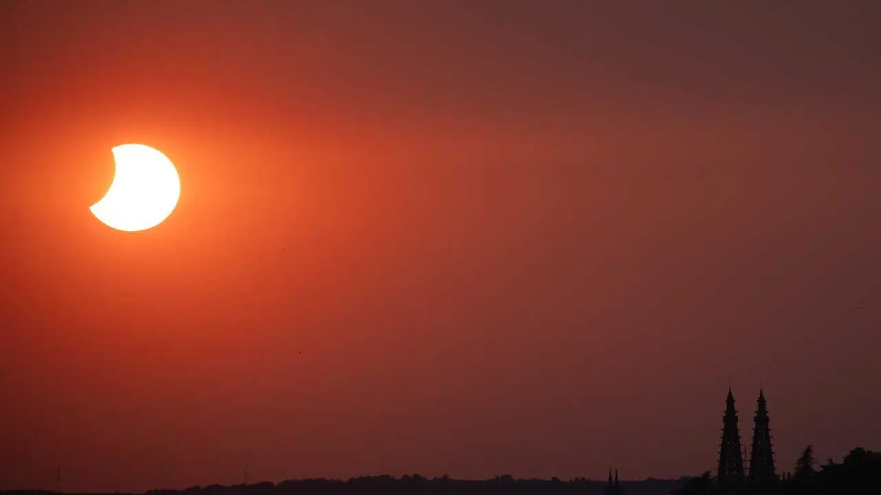 Eclipse solar total  en Burgos.