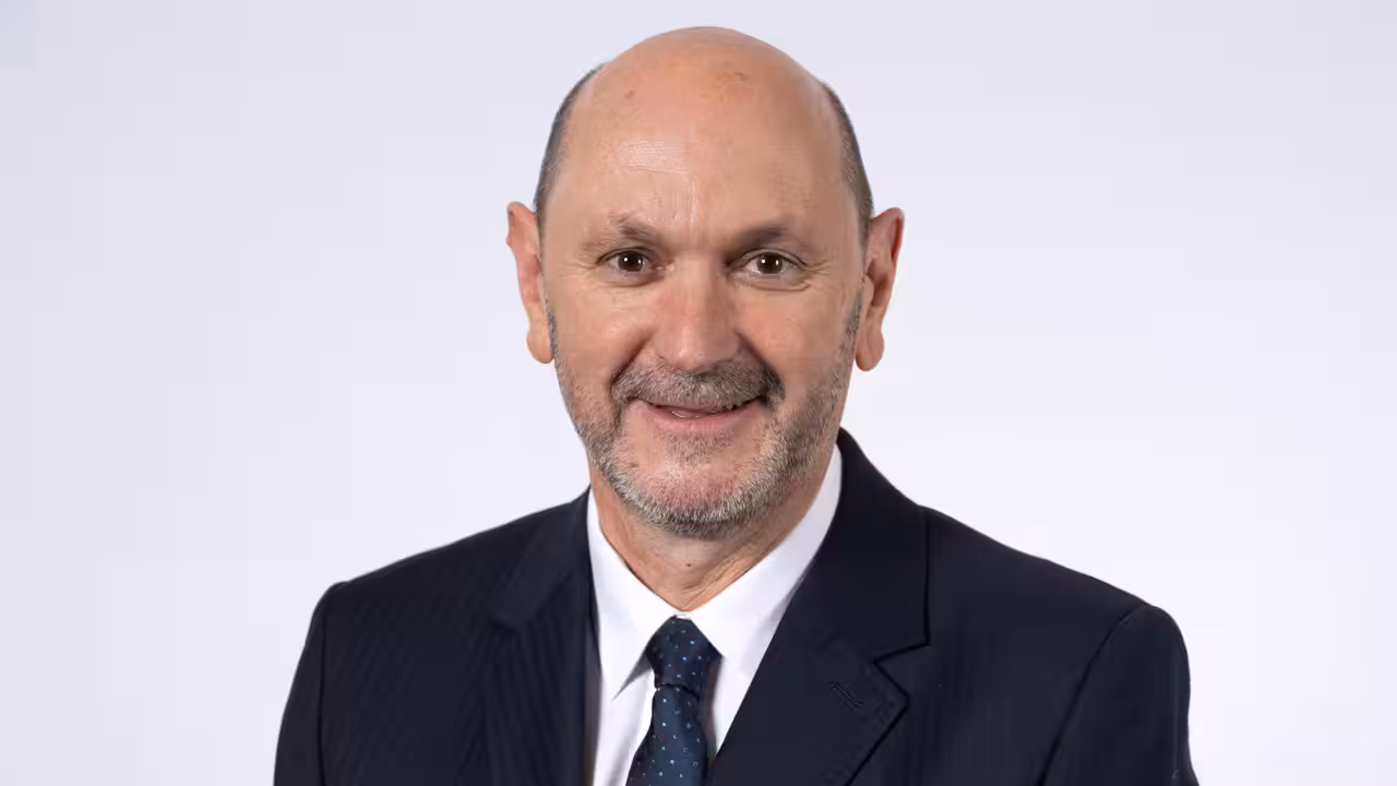 Rafael Louz&aacute;n