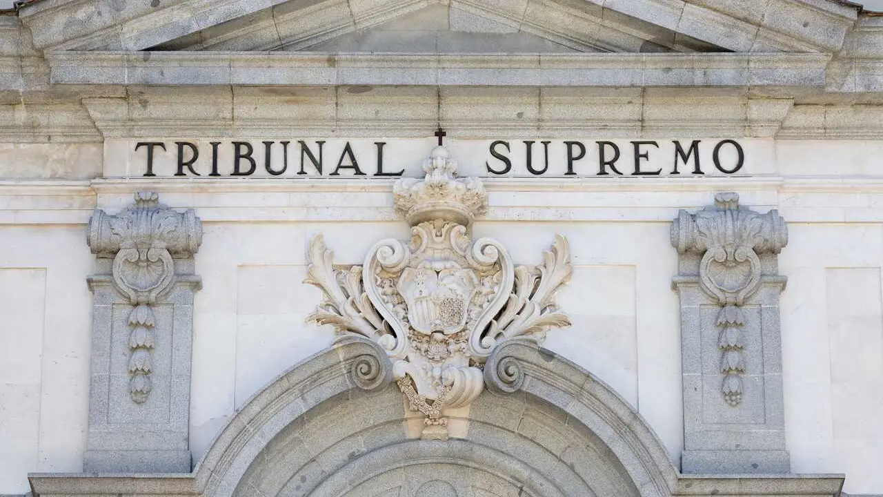 Archivo - Fachada de la sede del Tribunal Supremo, a 26 de septiembre de 2025, en Madrid (Espa&ntilde;a).