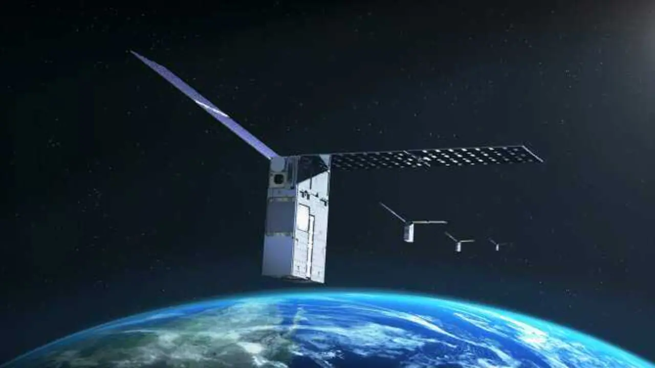 Sat&eacute;lite en &oacute;rbita