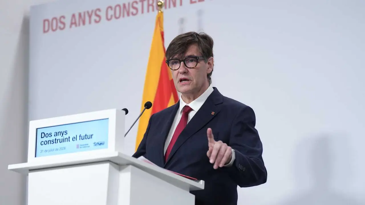 El presidente de la Generalitat de Catalunya, Salvador Illa, durante una rueda de prensa, en  el Palau de la Generalitat, a 31 de julio de 2026, en Barcelona, Catalunya (Espa&ntilde;a). Illa ha hecho balance del curso pol&iacute;tico antes de las vacaciones estivales.
