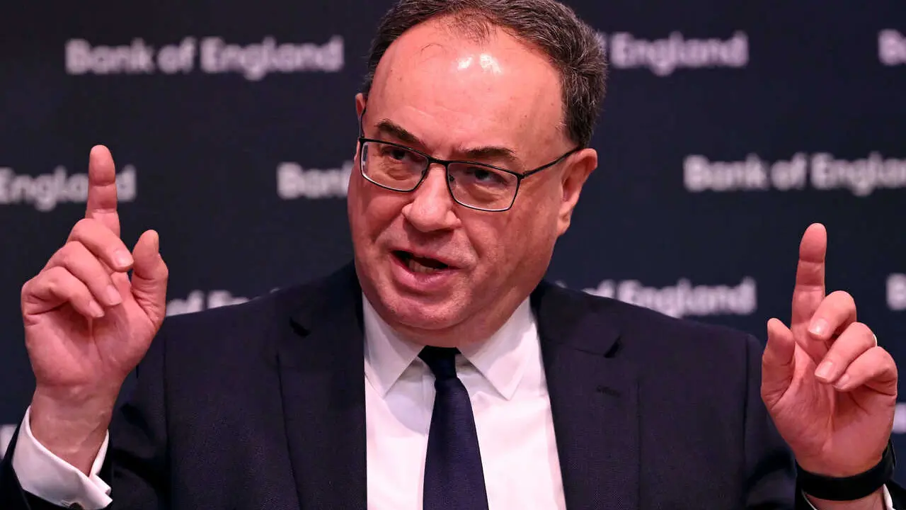 Archivo - 13 December 2022, United Kingdom, London: Governor of the Bank of England, Andrew Bailey, speaks during the Bank of England's financial stability report press conference, at the Bank of England. Photo: Leon Neal/PA Wire/dpa