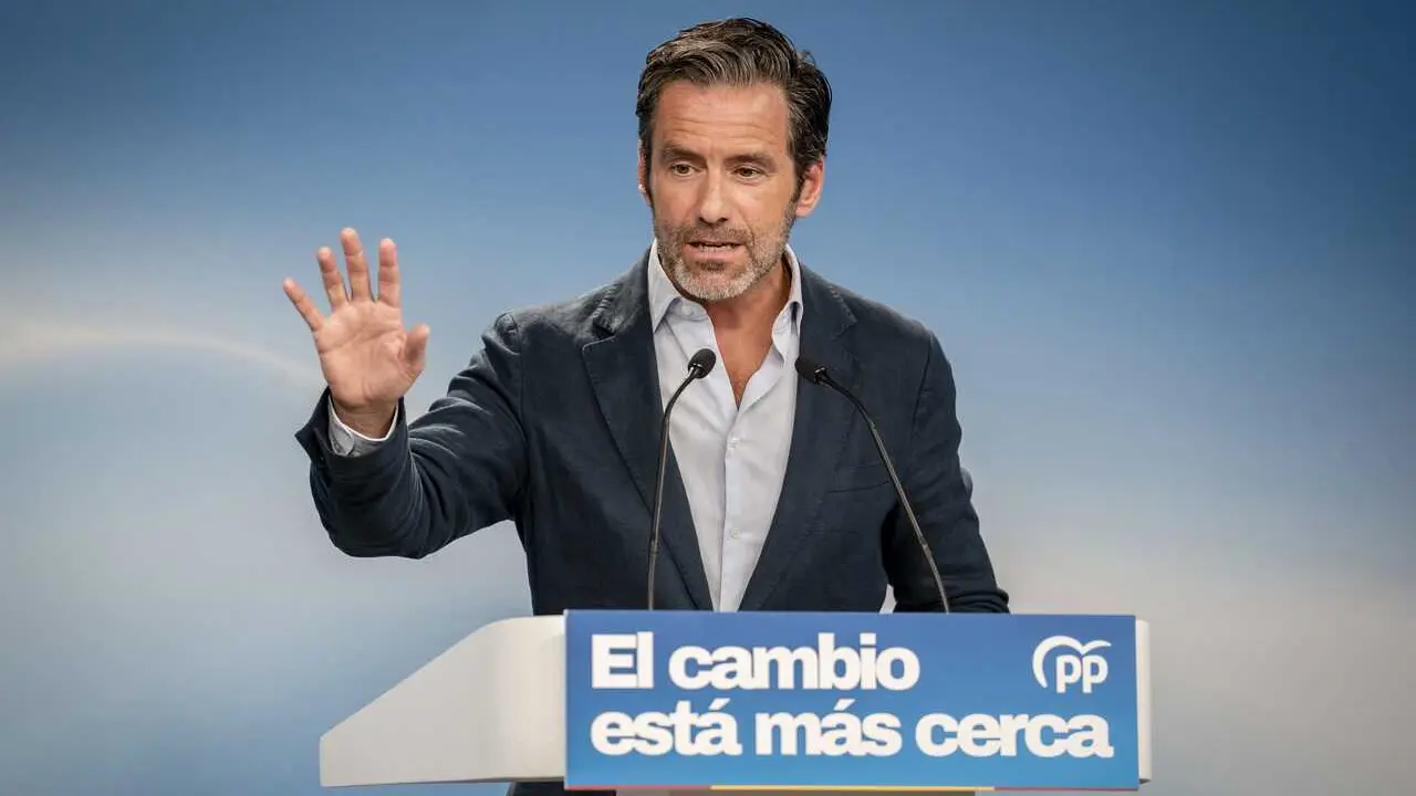 El portavoz nacional del Partido Popular, Borja S&eacute;mper, durante una rueda de prensa en la sede del Partido Popular, a 31 de agosto de 2026, en Madrid (Espa&ntilde;a). 