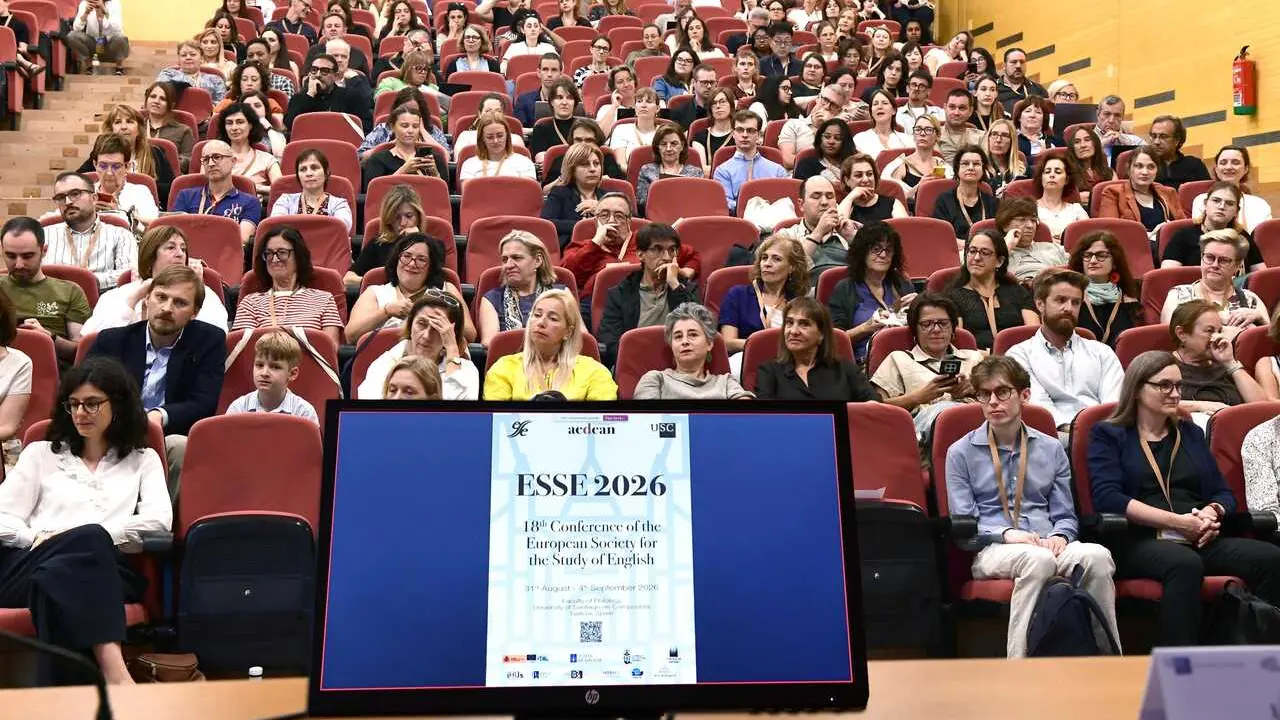 Inauguraci&oacute;n del 18&ordm; congreso internacional (ESSE2026) de la Sociedad Europea para el Estudio del Ingl&eacute;s (ESSE)