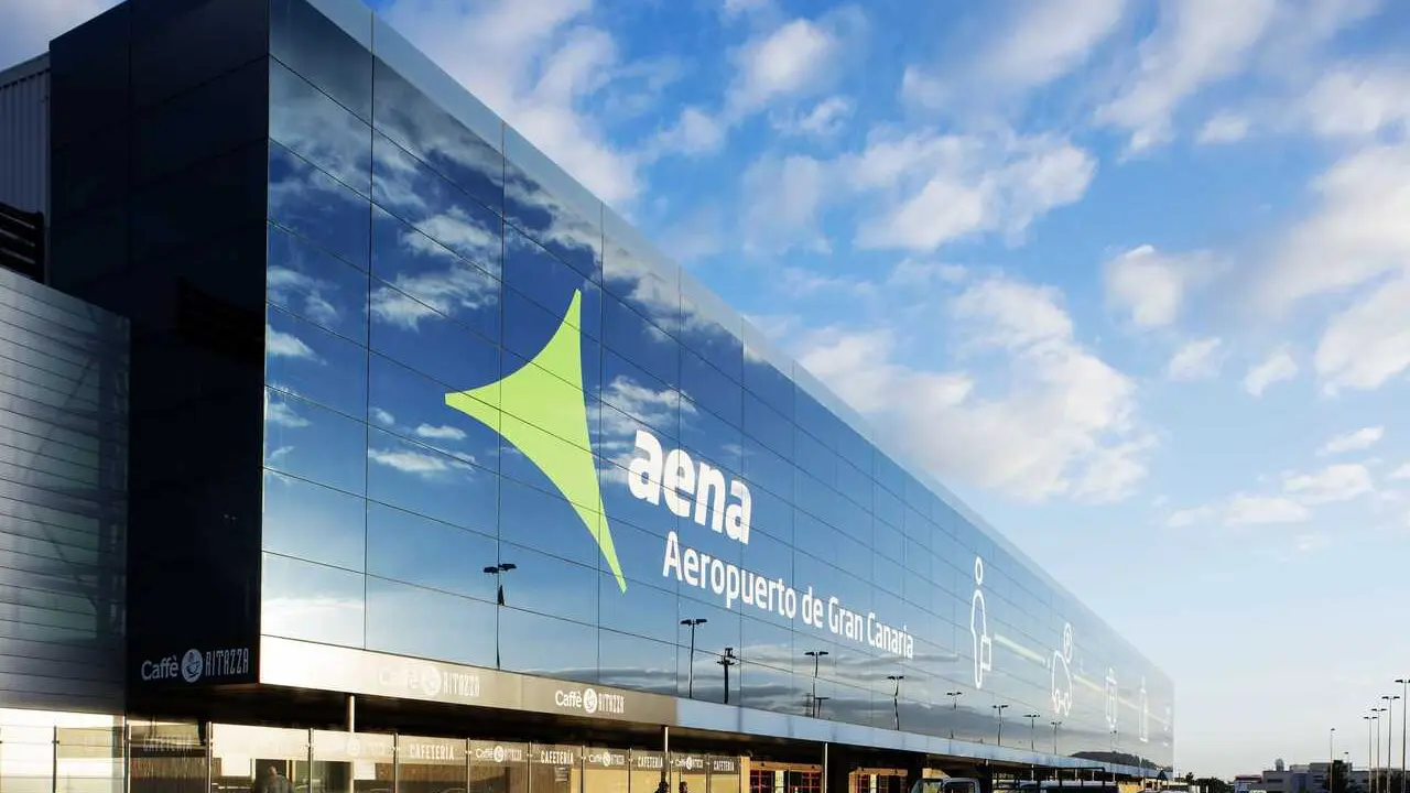 Archivo - El Aeropuerto de Gran Canaria
