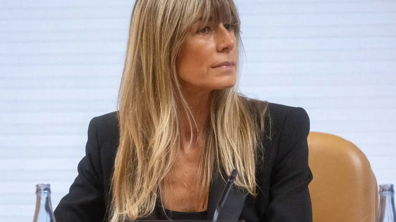 Archivo - La mujer del presidente del Gobierno, Bego&ntilde;a G&oacute;mez, , en la Asamblea de Madrid, a 13 de noviembre de 2024, en Madrid (Espa&ntilde;a). 