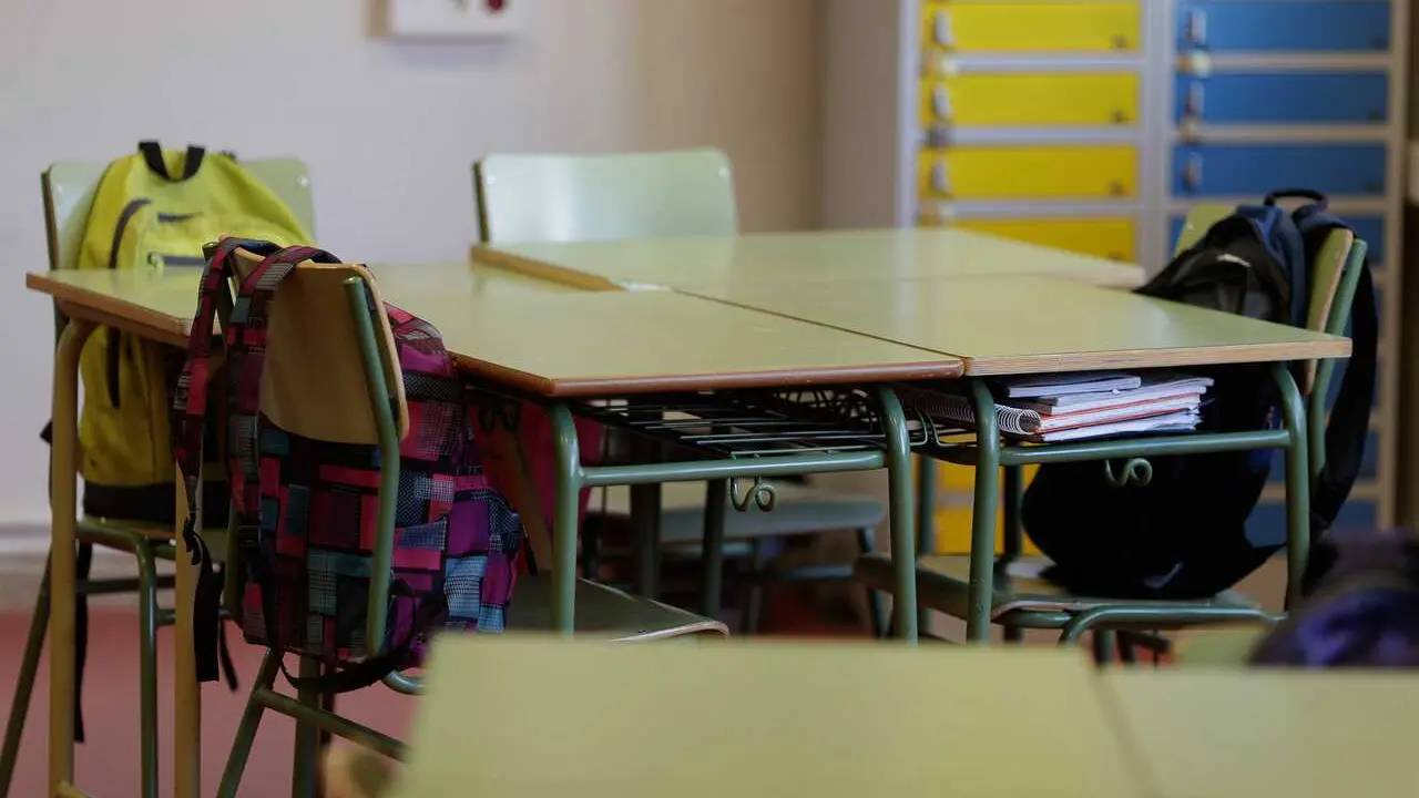 Archivo - Imagen de recurso de un aula vac&iacute;a.