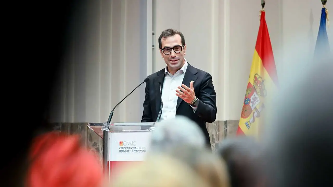 El vicepresidente primero y ministro de Econom&iacute;a, Comercio y Empresa, Carlos Cuerpo; interviene durante la toma de posesi&oacute;n de las nuevas responsabilidades de la CNMC, a 9 de septiembre de 2026, en Madrid (Espa&ntilde;a). La Comisi&oacute;n Nacional de los Mercados y l