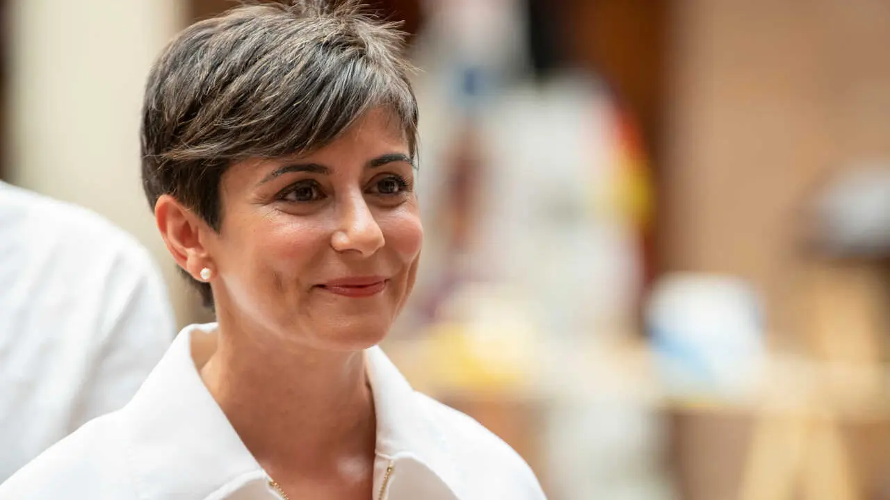 Archivo - La ministra de Vivienda y Agenda Urbana, Isabel Rodr&iacute;guez. 