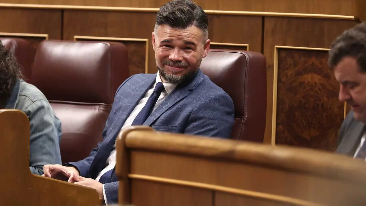 El portavoz de ERC en el Congreso, Gabriel Rufian, durante una sesi&oacute;n plenaria