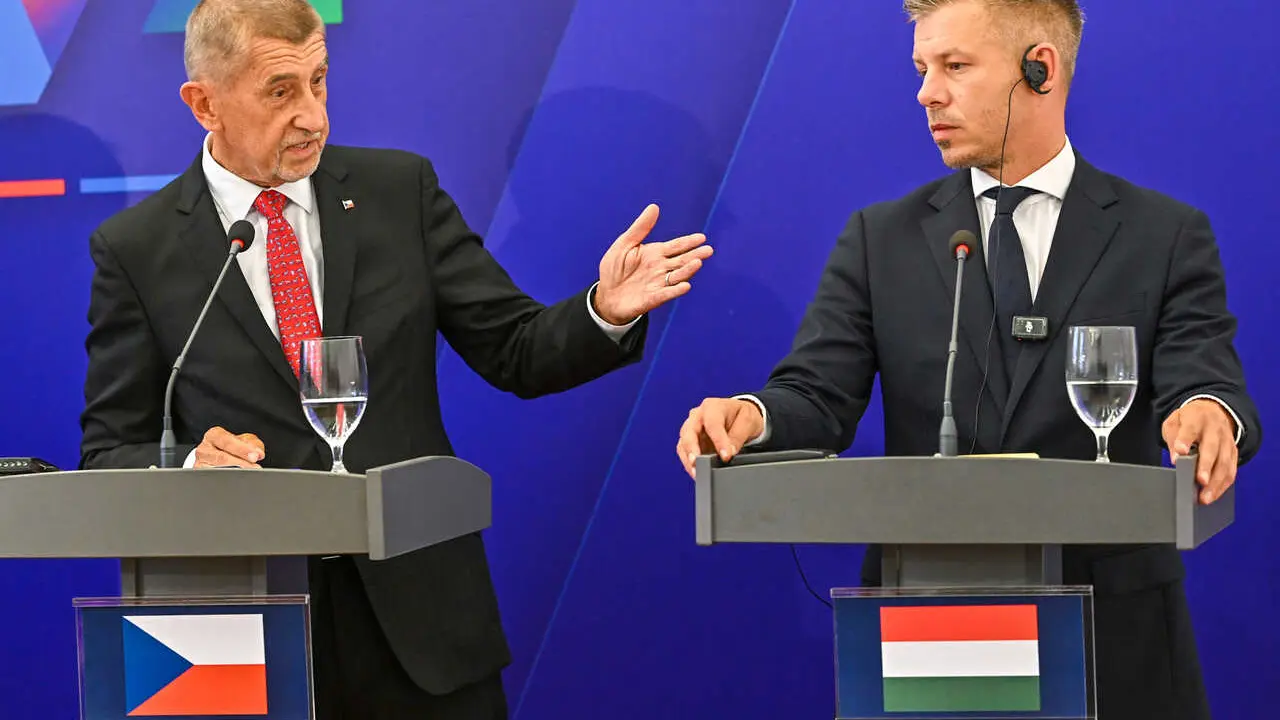 Prime Minister of the Czech Republic ANDREJ BABIS  is complementing Hungarian PM PETER MAGYAR in Bratislava, SK during the press conference of the V4 leadership meeting with the PM of Ireland, Miche&aacute;l Martin on 10 September, 2026.
