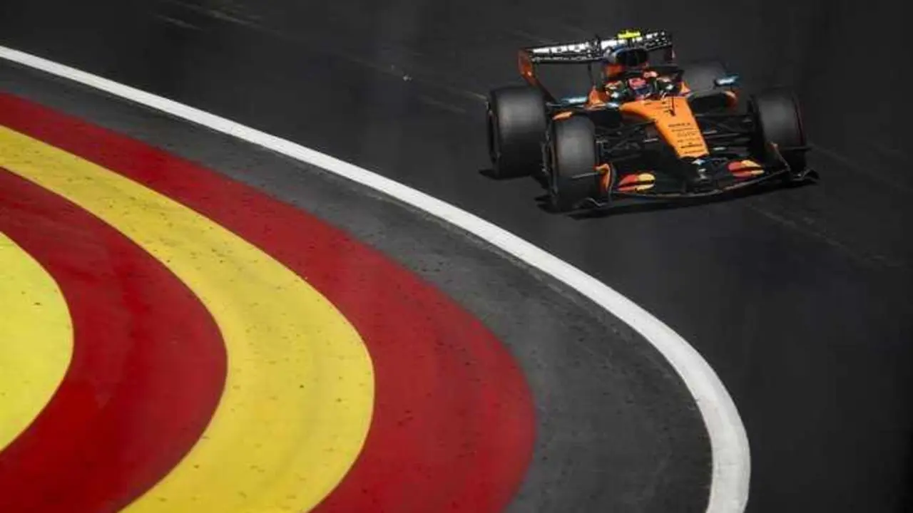 Lando Norris, durante la clasificaci&oacute;n del GP de Espa&ntilde;a 2026. Foto: Xavi Bonilla / DPPI / AFP7