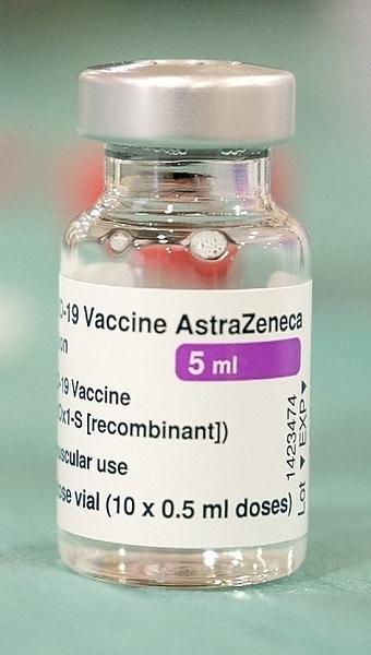 Oxford_AstraZeneca_COVID-19_vaccine_(2021)_B_(cropped)