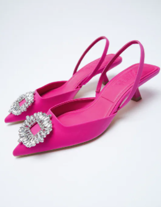 Zapatos de tacón. Zara