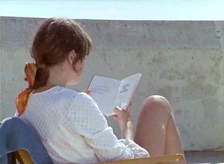 Women Reading