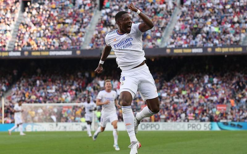Alaba celebrando el gol