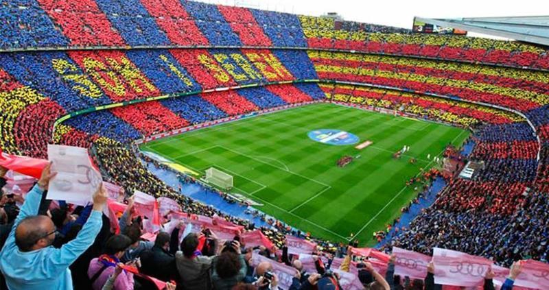 El mosaico para recibir el Clásico en el Camp Nou