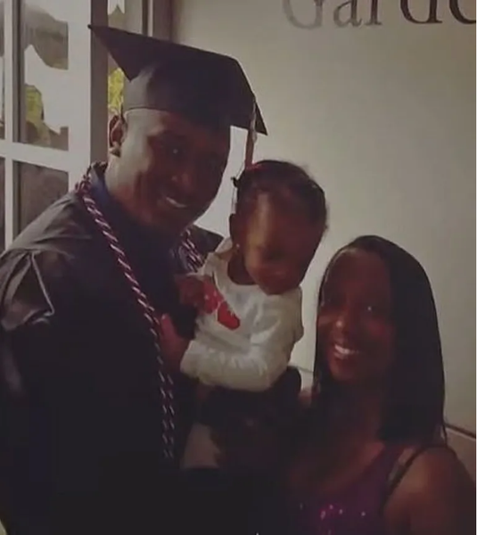 Joshua, Sa´Raya y Nicoele juntos